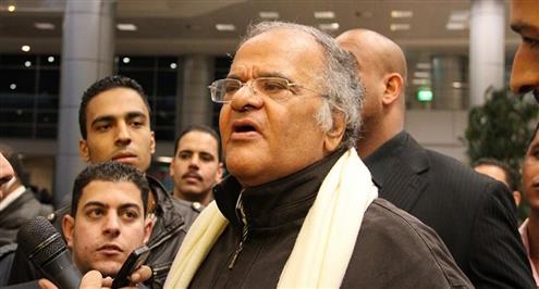 ممدوح عباس يطالب وزارة الرياضة بإبطال عمومية مرتضى 